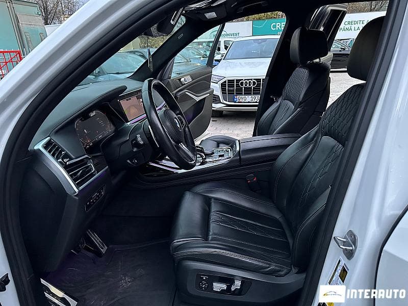 BMW X7 4.0i 2020 — Миниатюра 5
