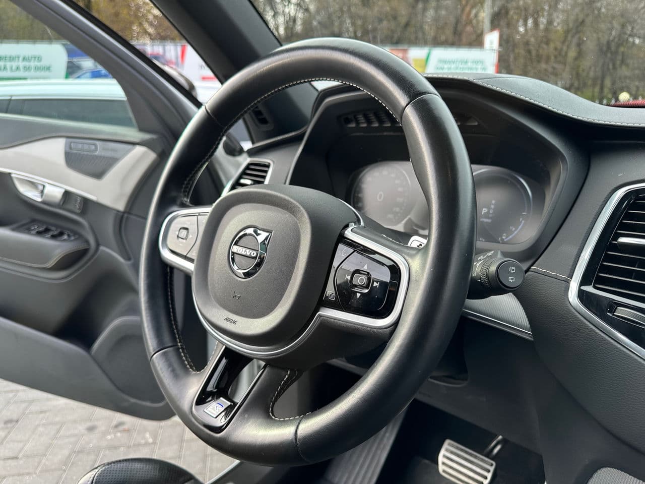 Volvo XC 90 2019 — Миниатюра 6