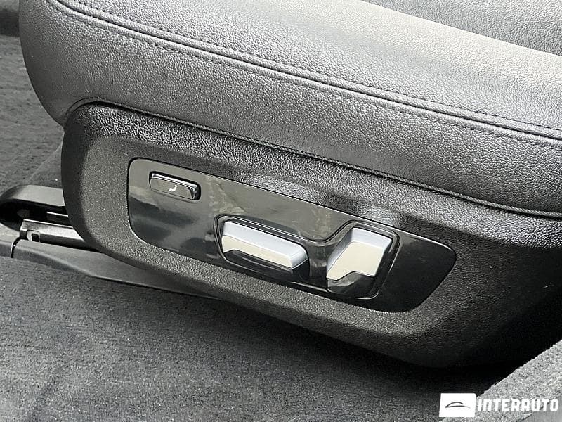 BMW X7 4.0i 2019 — Миниатюра 26