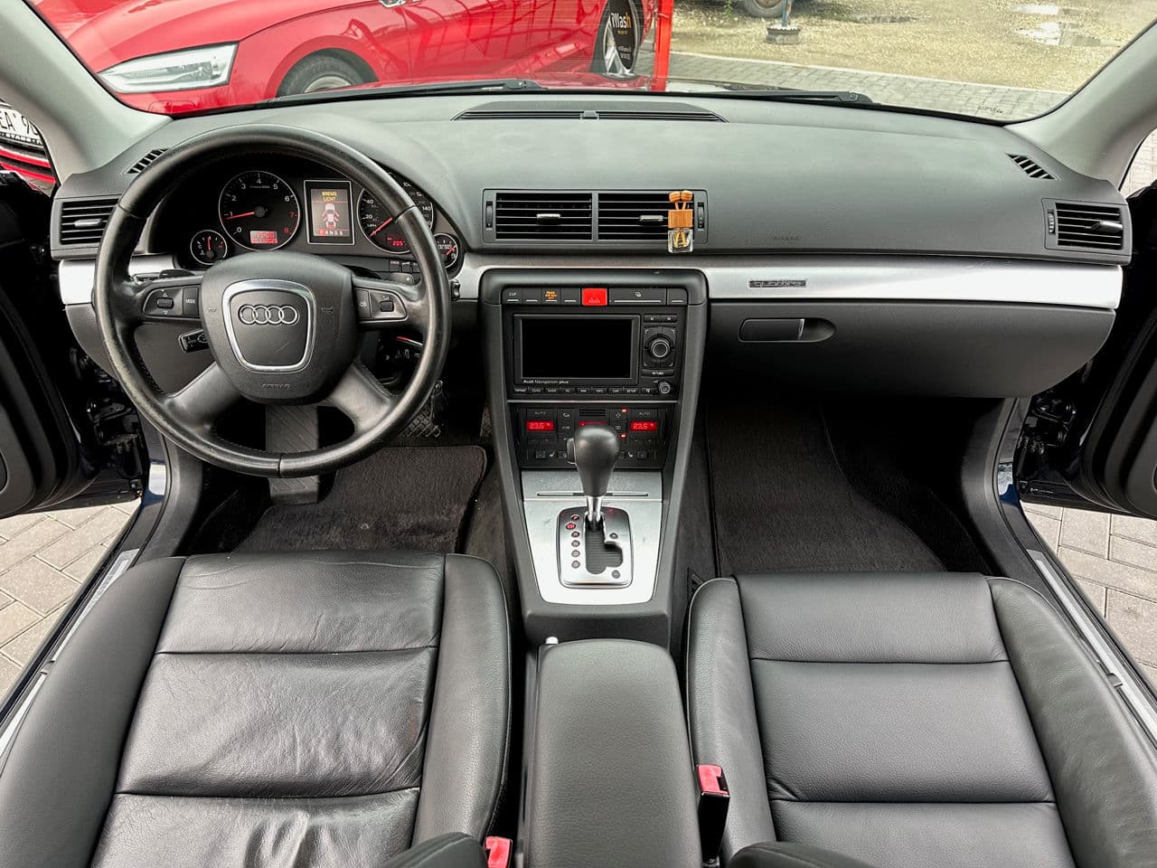 Audi A4 2008 — Миниатюра 7