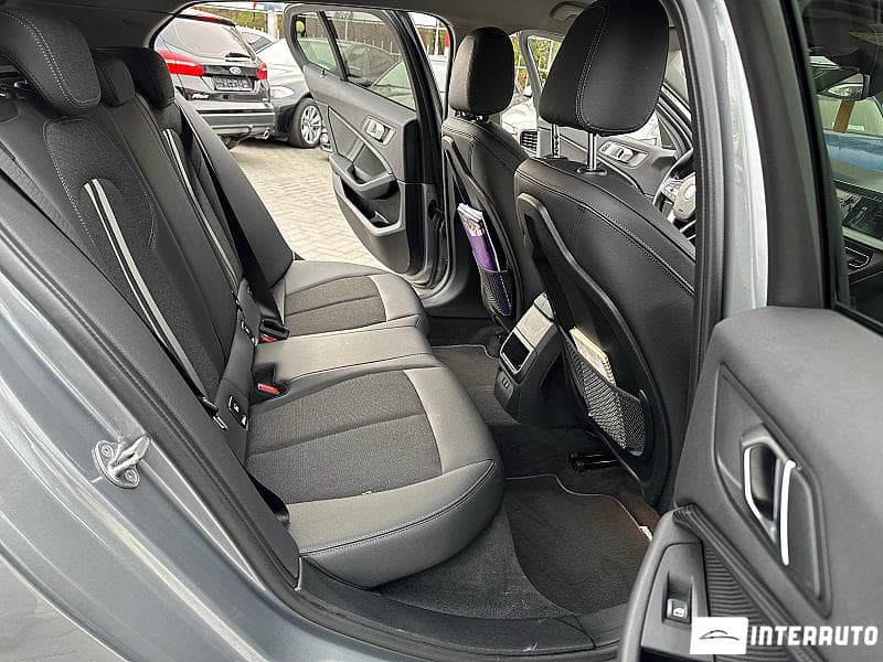 BMW 118 2022 — Миниатюра 8
