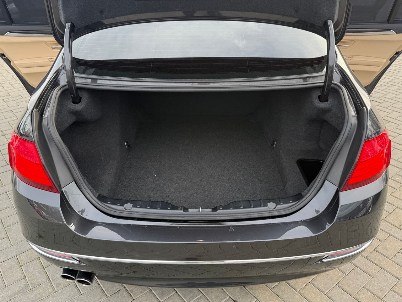 BMW 528 2015 — Миниатюра 27