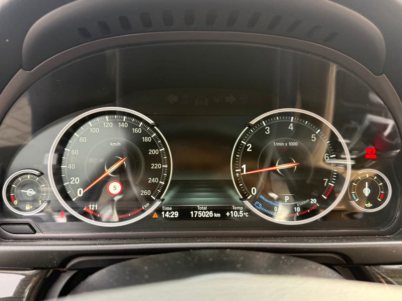 BMW 528 2015 — Миниатюра 9