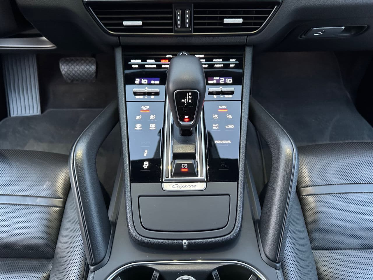 2019 Porsche Cayenne E-Hybrid — Miniatură 13