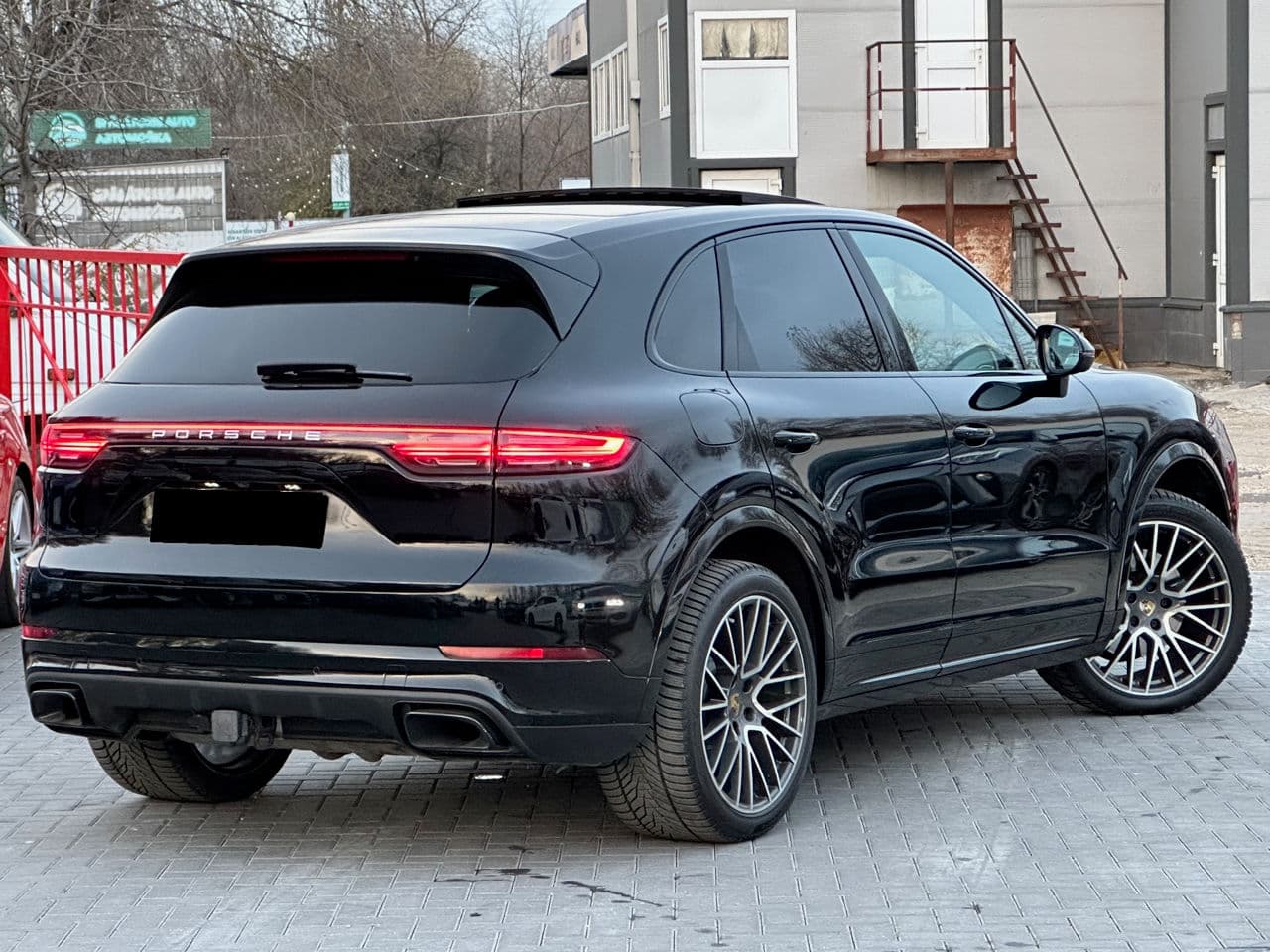 2019 Porsche Cayenne E-Hybrid — Miniatură 3