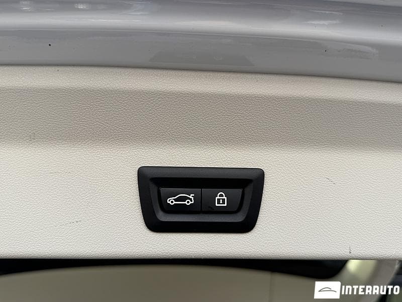 BMW X3 2.0D 2021 — Миниатюра 24