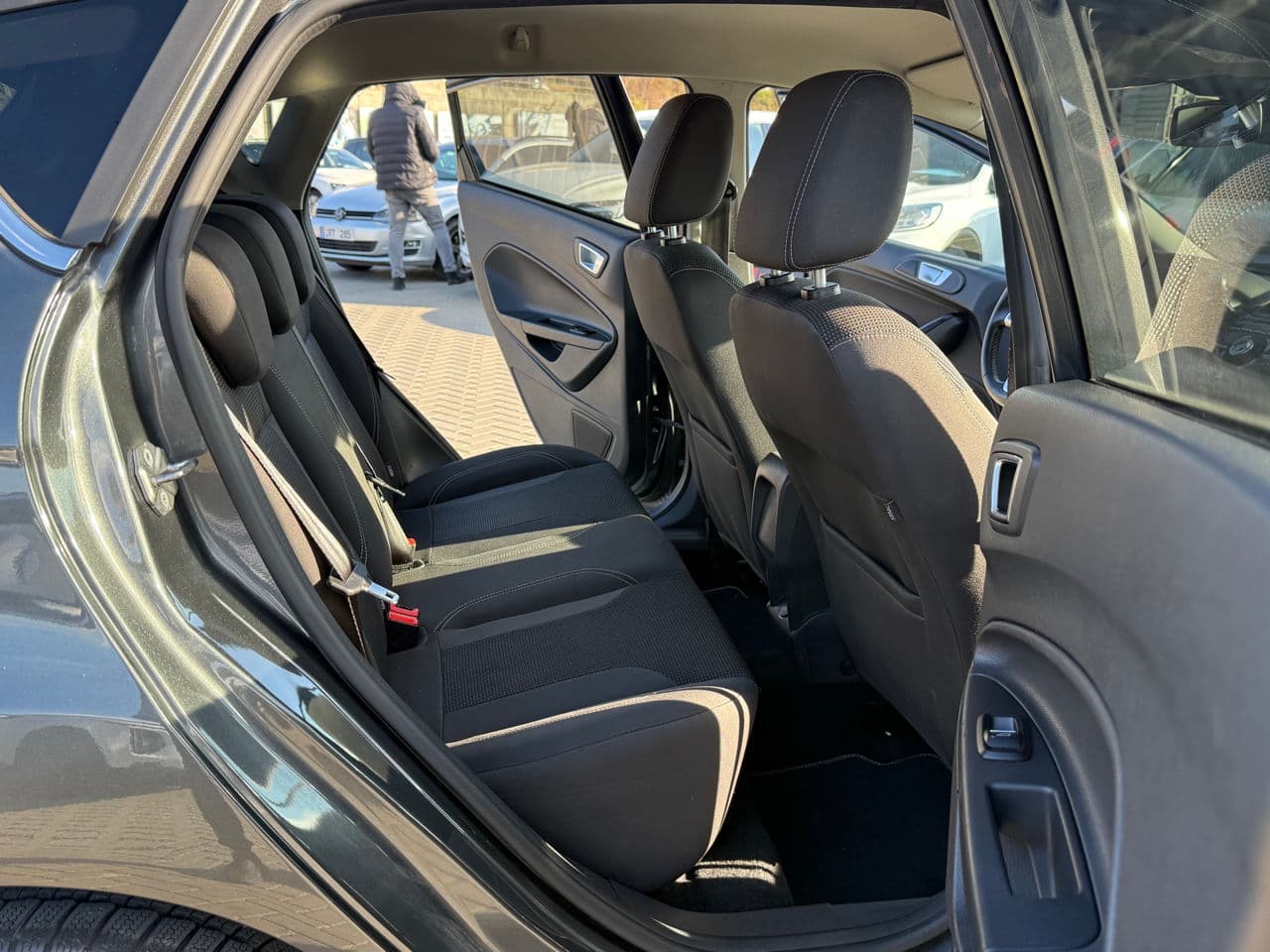 Ford Fiesta 2016 — Миниатюра 14