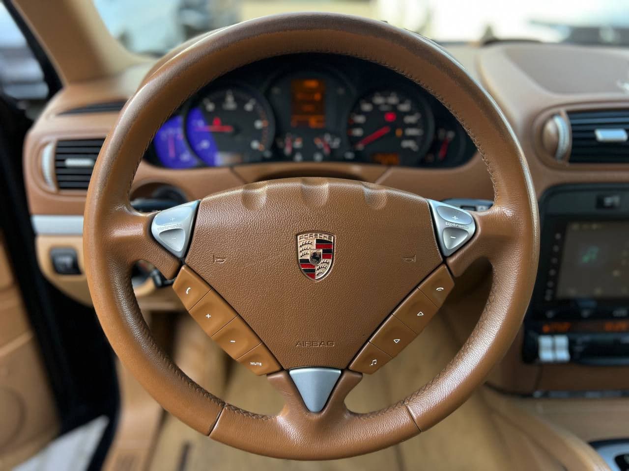 Porsche Cayenne 2009 — Миниатюра 9