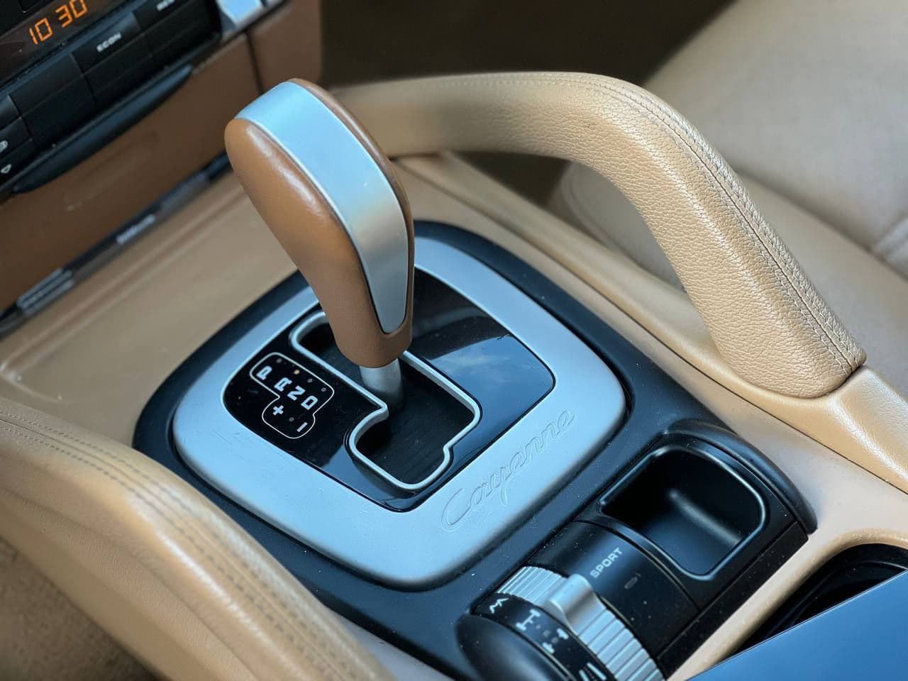 Porsche Cayenne 2009 — Миниатюра 12