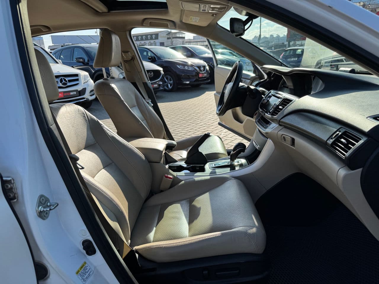 Honda Accord 2015 — Миниатюра 17