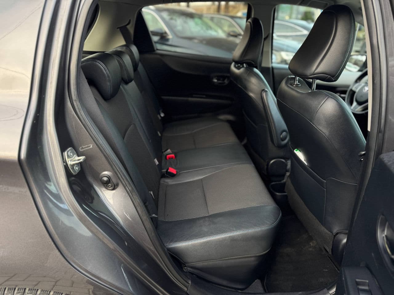Toyota Yaris 2012 — Миниатюра 14