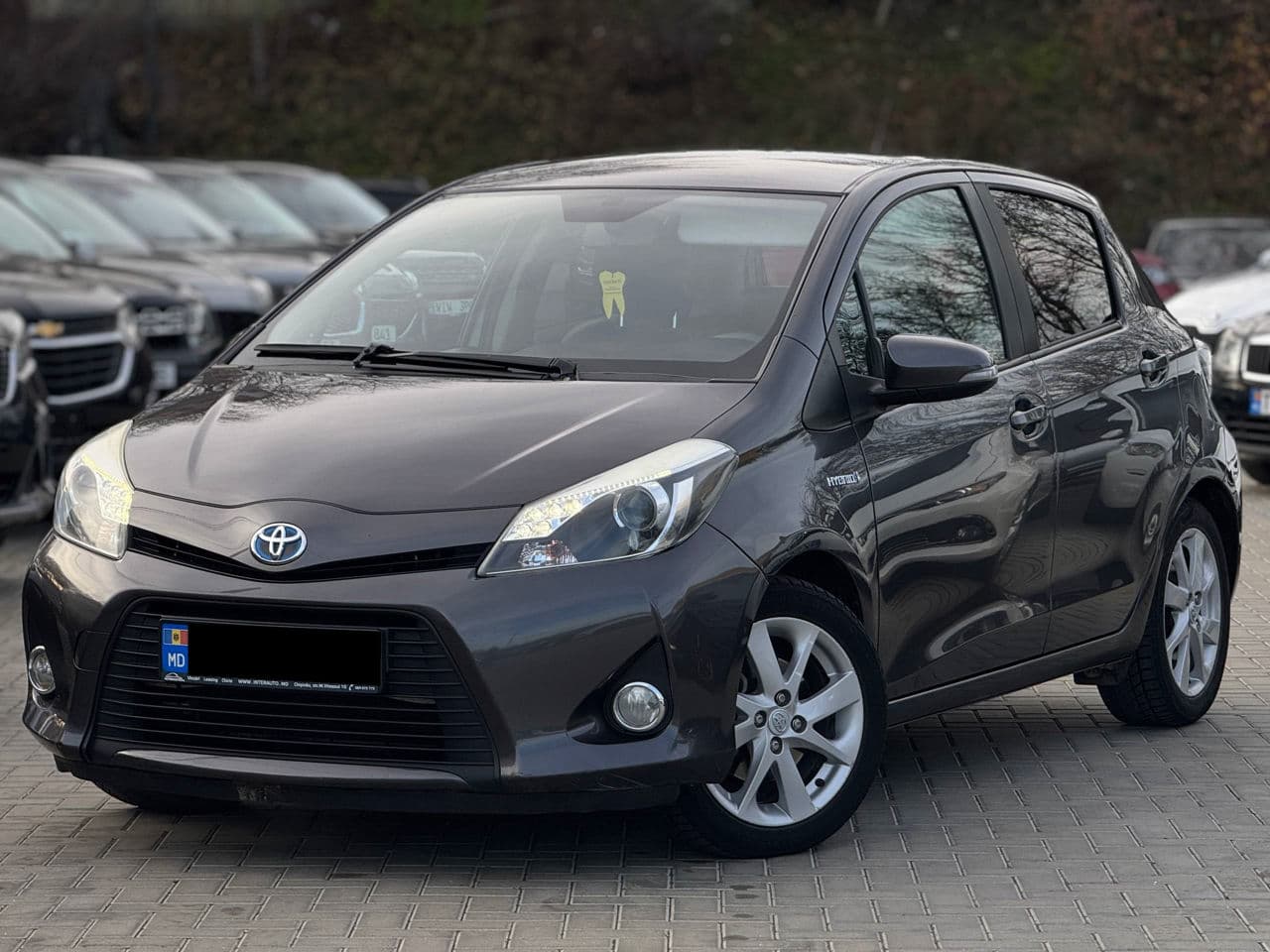 Toyota Yaris 2012 — Миниатюра 2