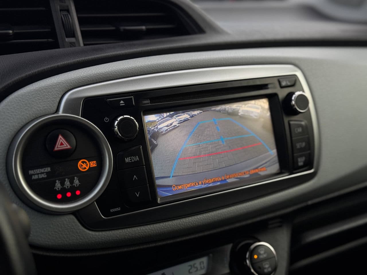 Toyota Yaris 2012 — Миниатюра 9