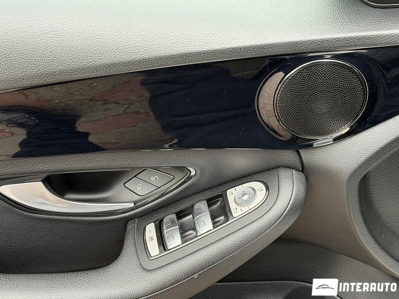 Mercedes C 180 2019 — Миниатюра 6