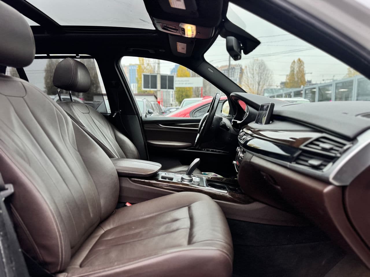 BMW X5 4.0e 2017 — Миниатюра 19
