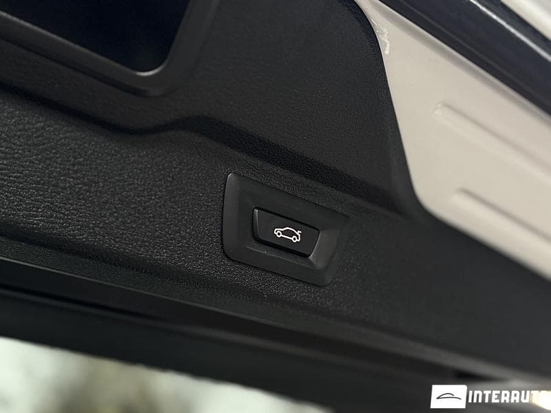 BMW X5 4.0e 2017 — Миниатюра 6