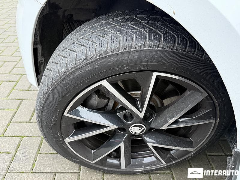 Skoda Superb 2023 — Миниатюра 18