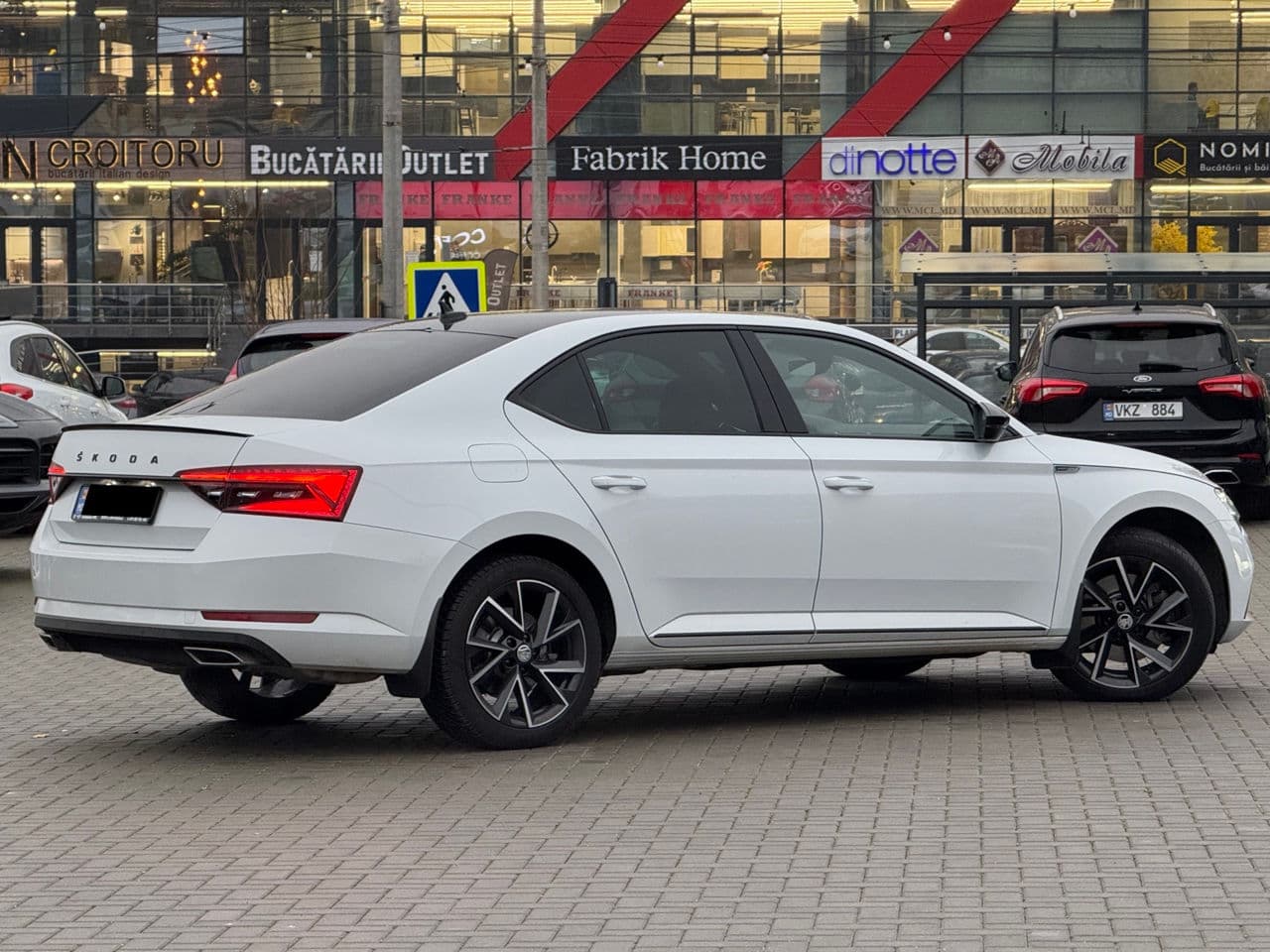 Skoda Superb 2023 — Миниатюра 4