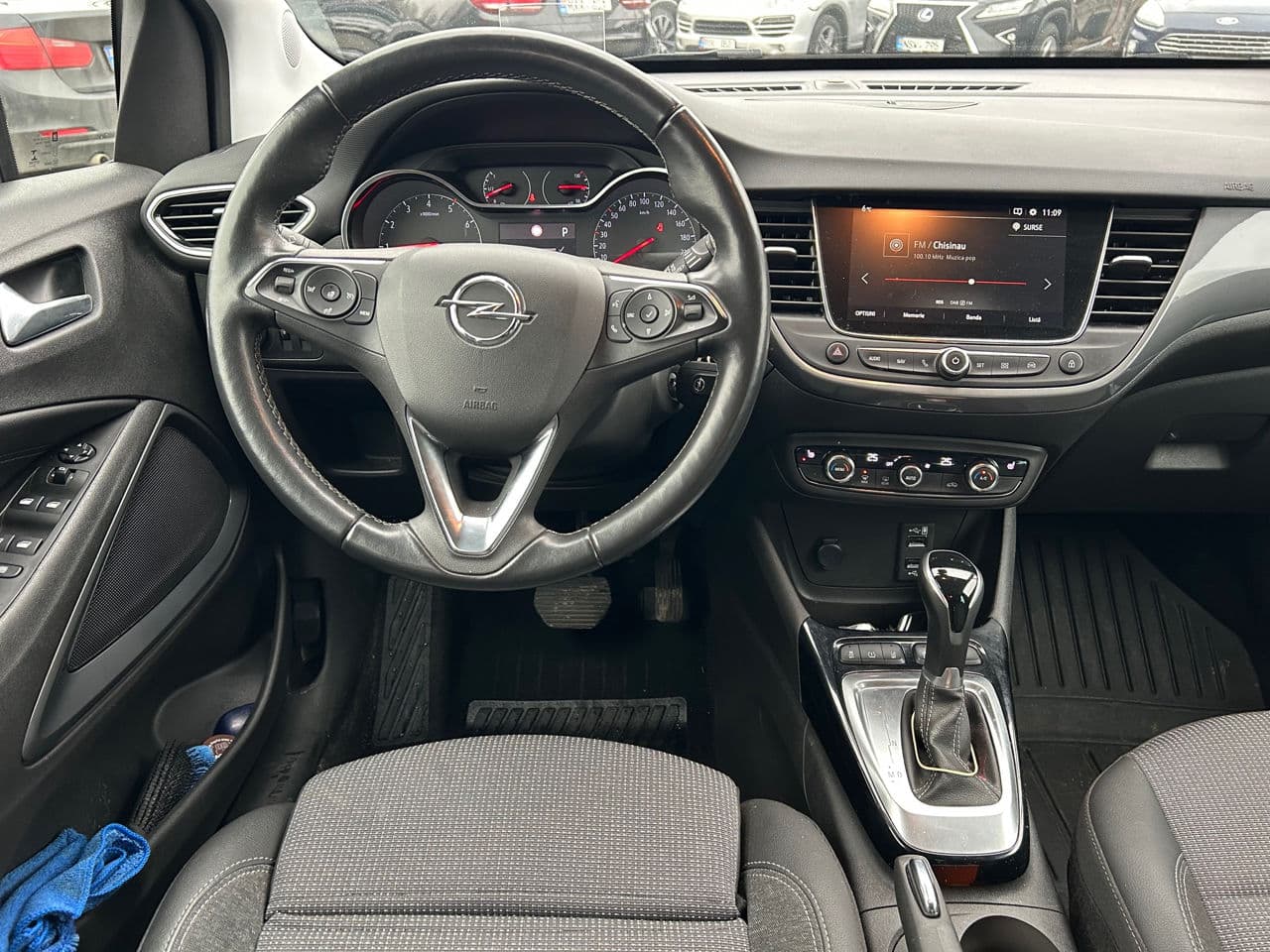 Opel Crossland X 2023 — Миниатюра 7
