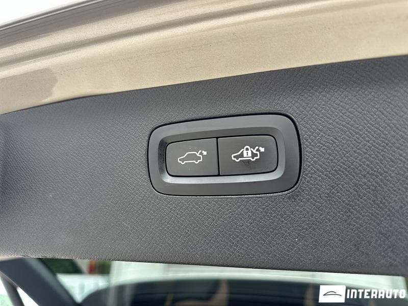 Volvo XC 90 2016 — Миниатюра 22