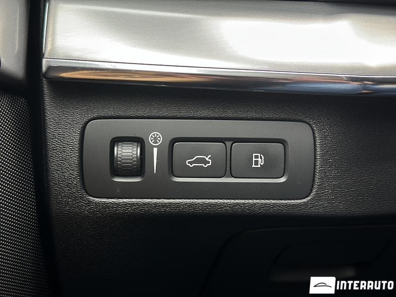 Volvo XC 90 2016 — Миниатюра 7