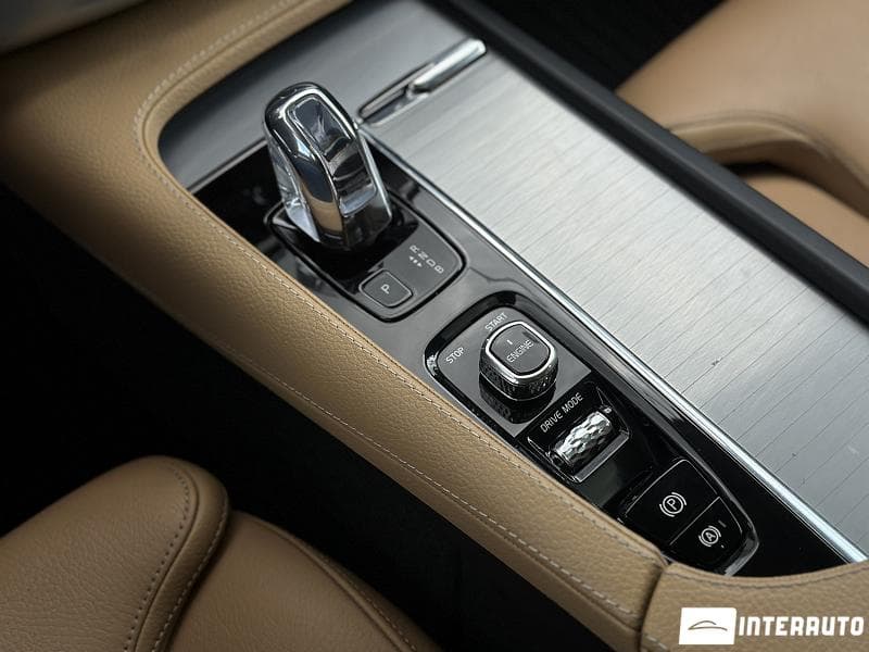 Volvo XC 90 2016 — Миниатюра 16