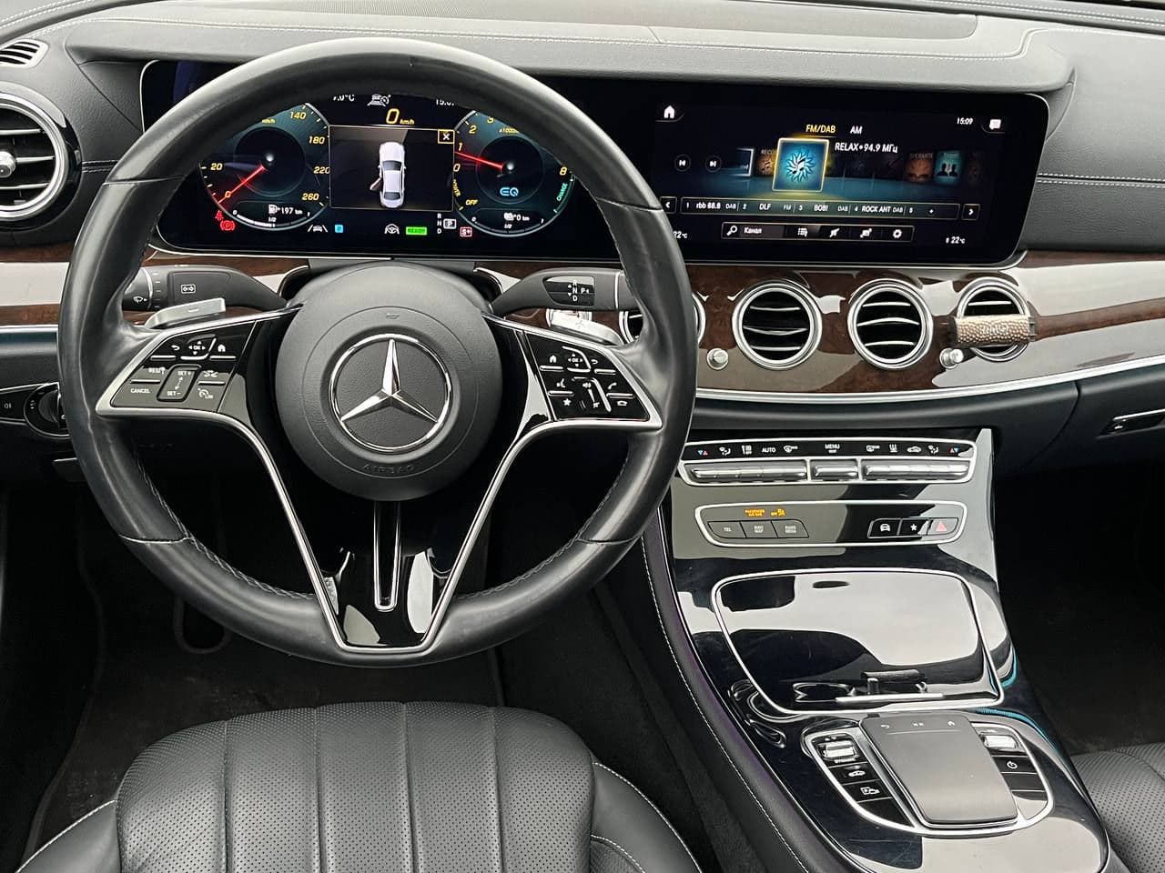 Mercedes E 300e 2020 — Миниатюра 8