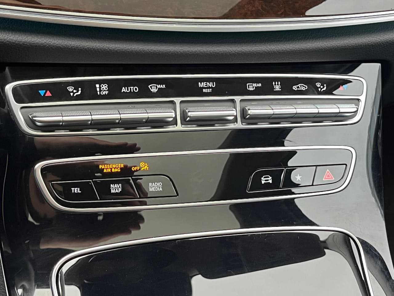 Mercedes E 300e 2020 — Миниатюра 13