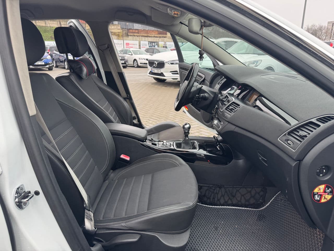 Renault Laguna 2012 — Миниатюра 17