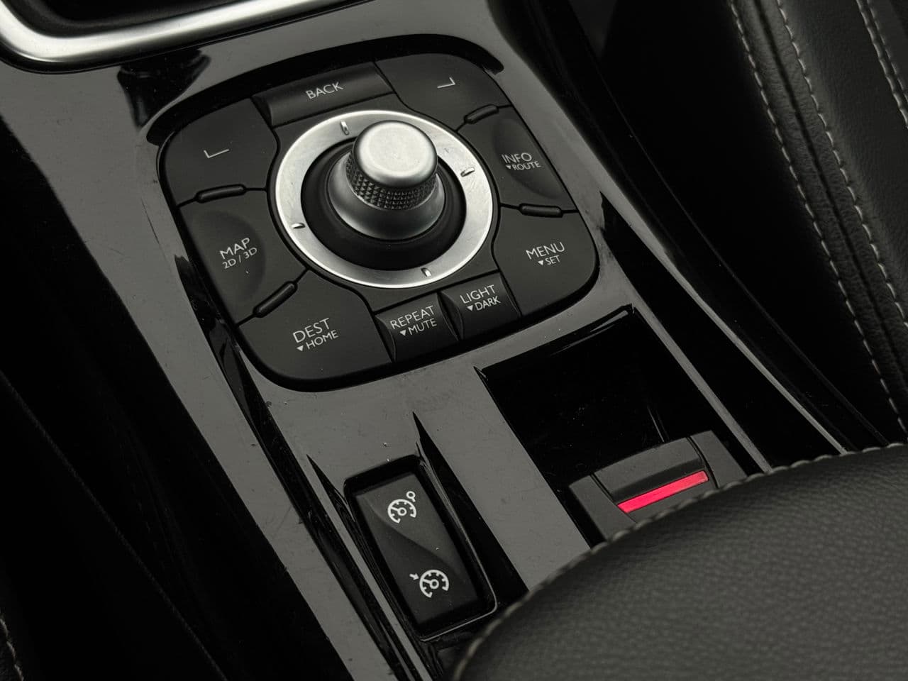 Renault Laguna 2012 — Миниатюра 14
