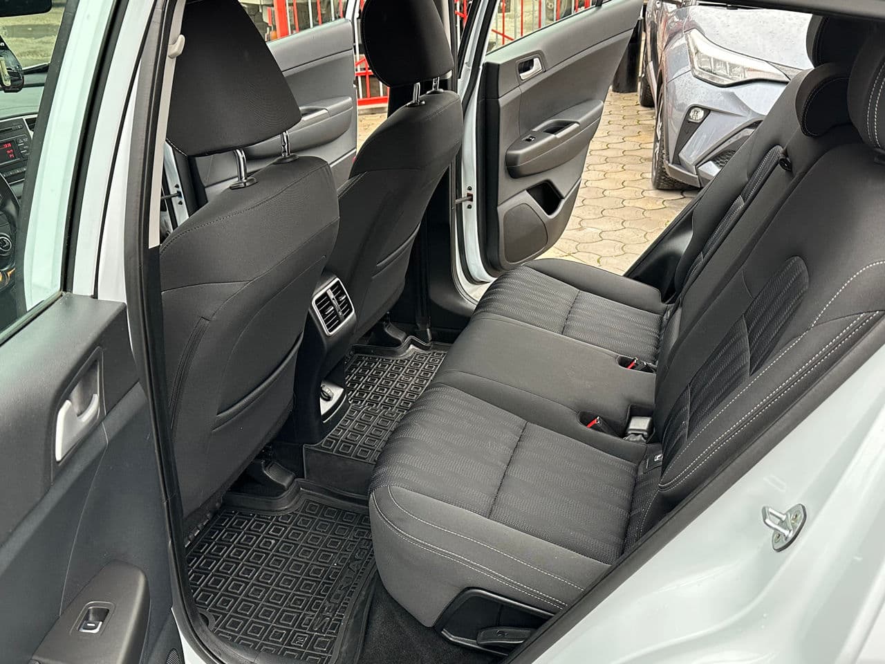 Kia Sportage 2017 — Миниатюра 10