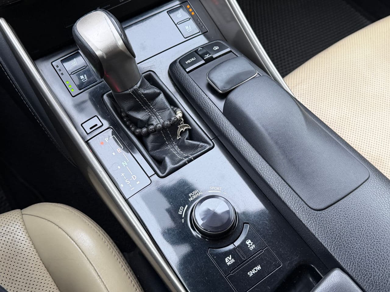 Lexus IS 300h 2014 — Миниатюра 15