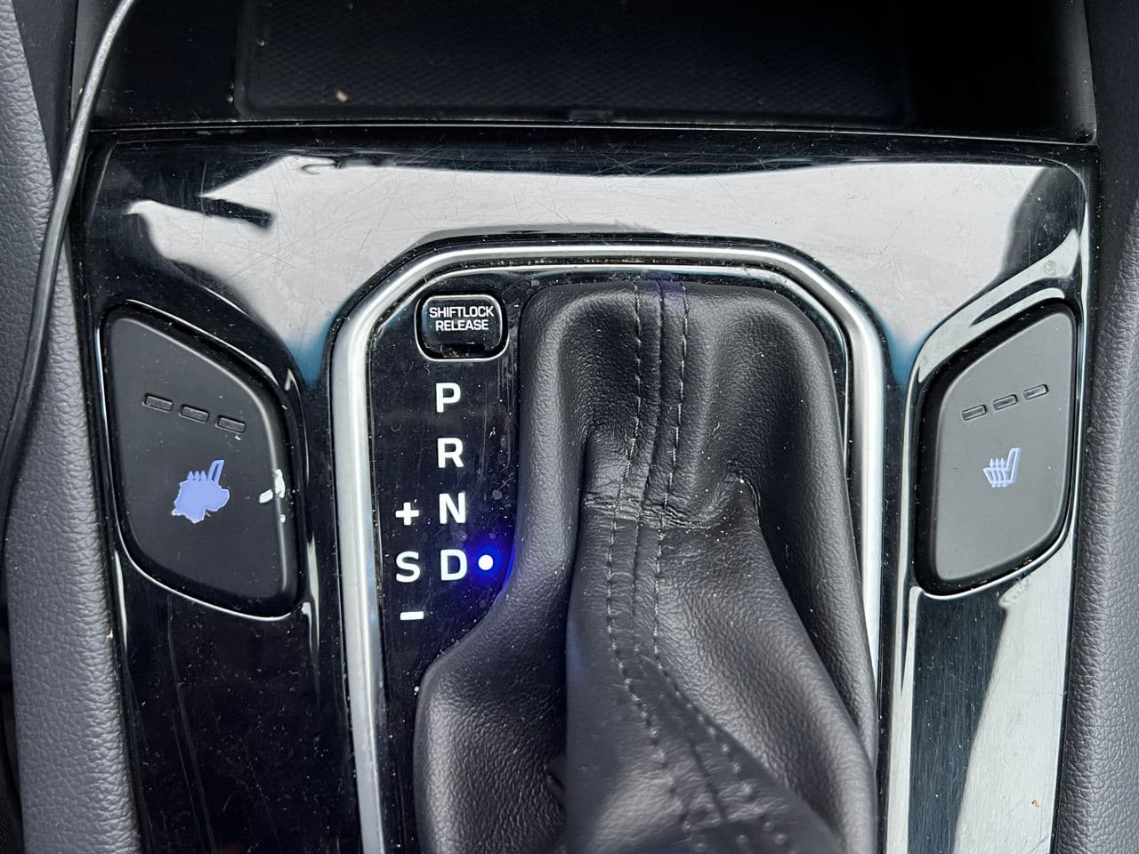 Hyundai Ioniq 2017 — Миниатюра 11