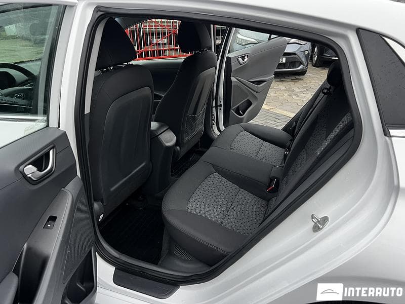Hyundai Ioniq 2017 — Миниатюра 18