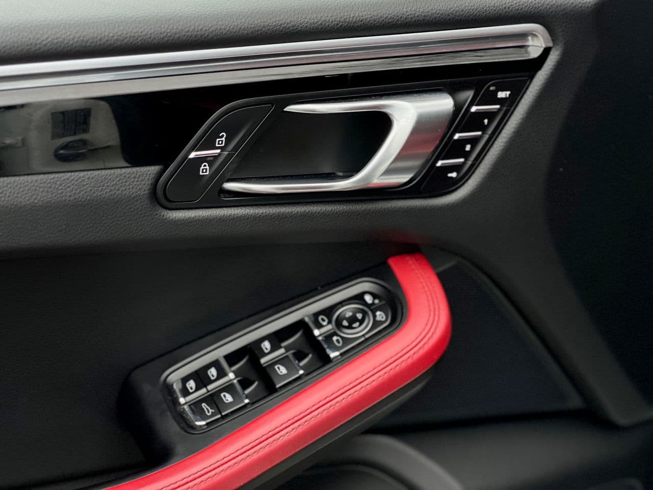 2020 Porsche Macan S — Miniatură 5