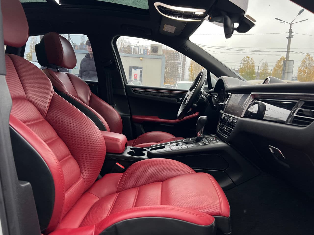 2020 Porsche Macan S — Miniatură 14