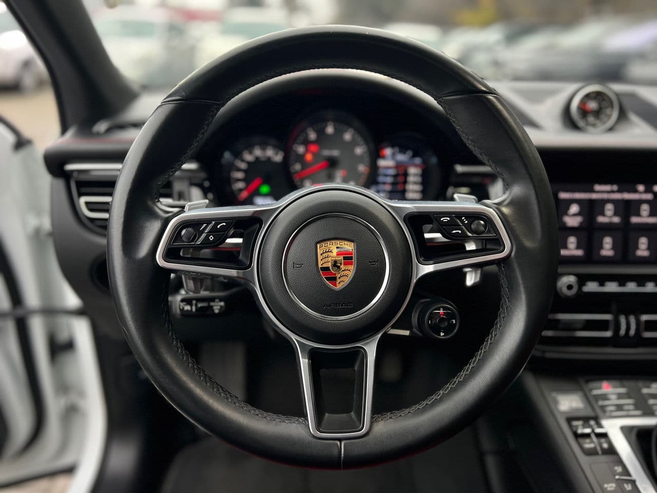 2020 Porsche Macan S — Miniatură 10