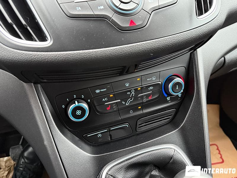 Ford C-MAX 2017 — Миниатюра 12