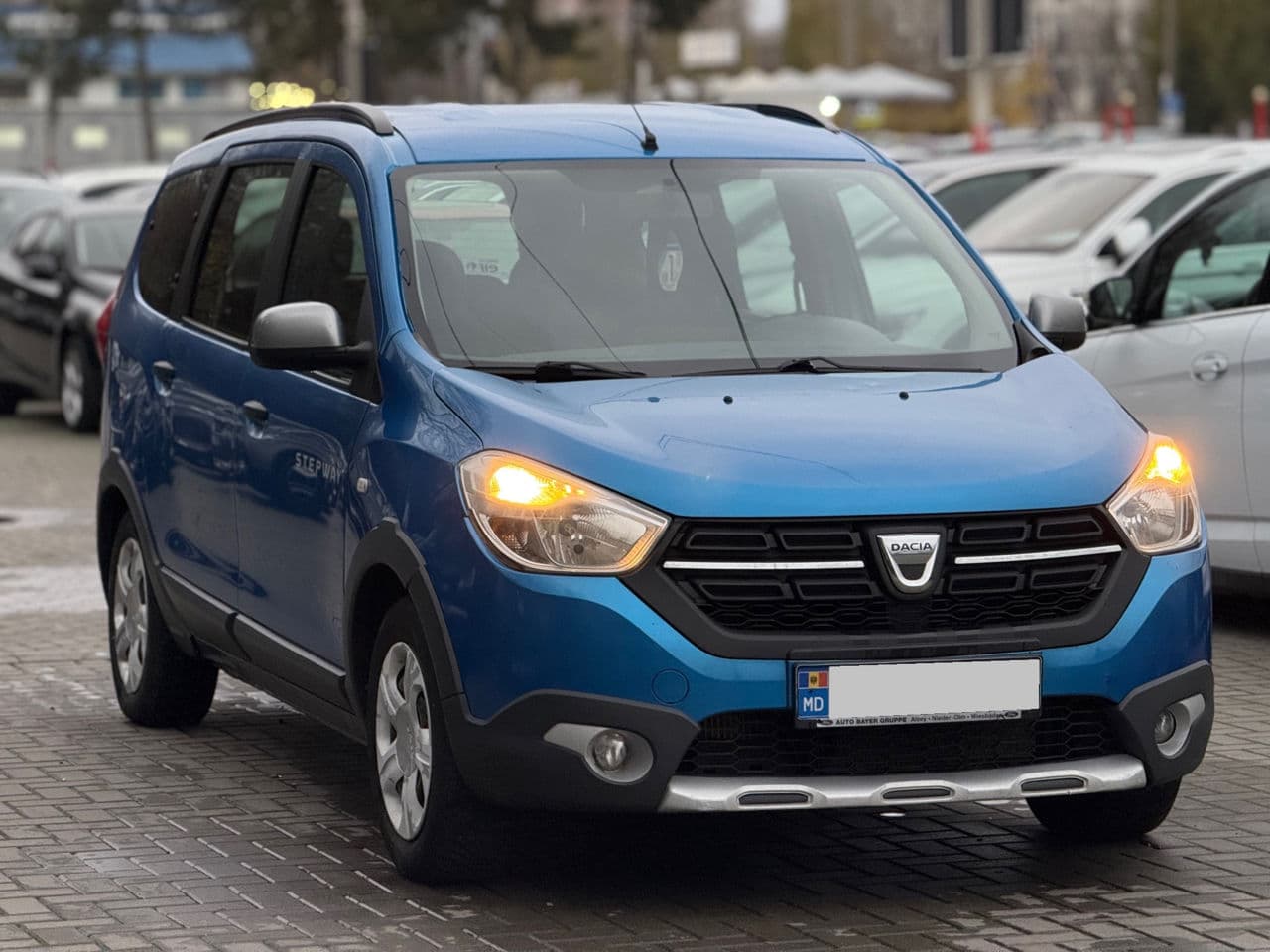 Dacia Lodgy Stepway 2015 — Миниатюра 3