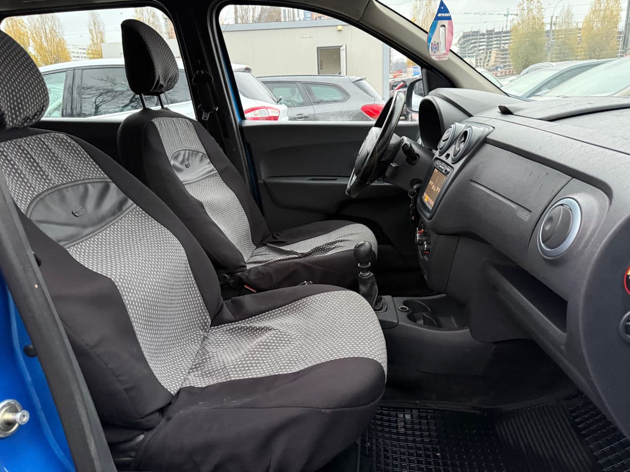 Dacia Lodgy Stepway 2015 — Миниатюра 13