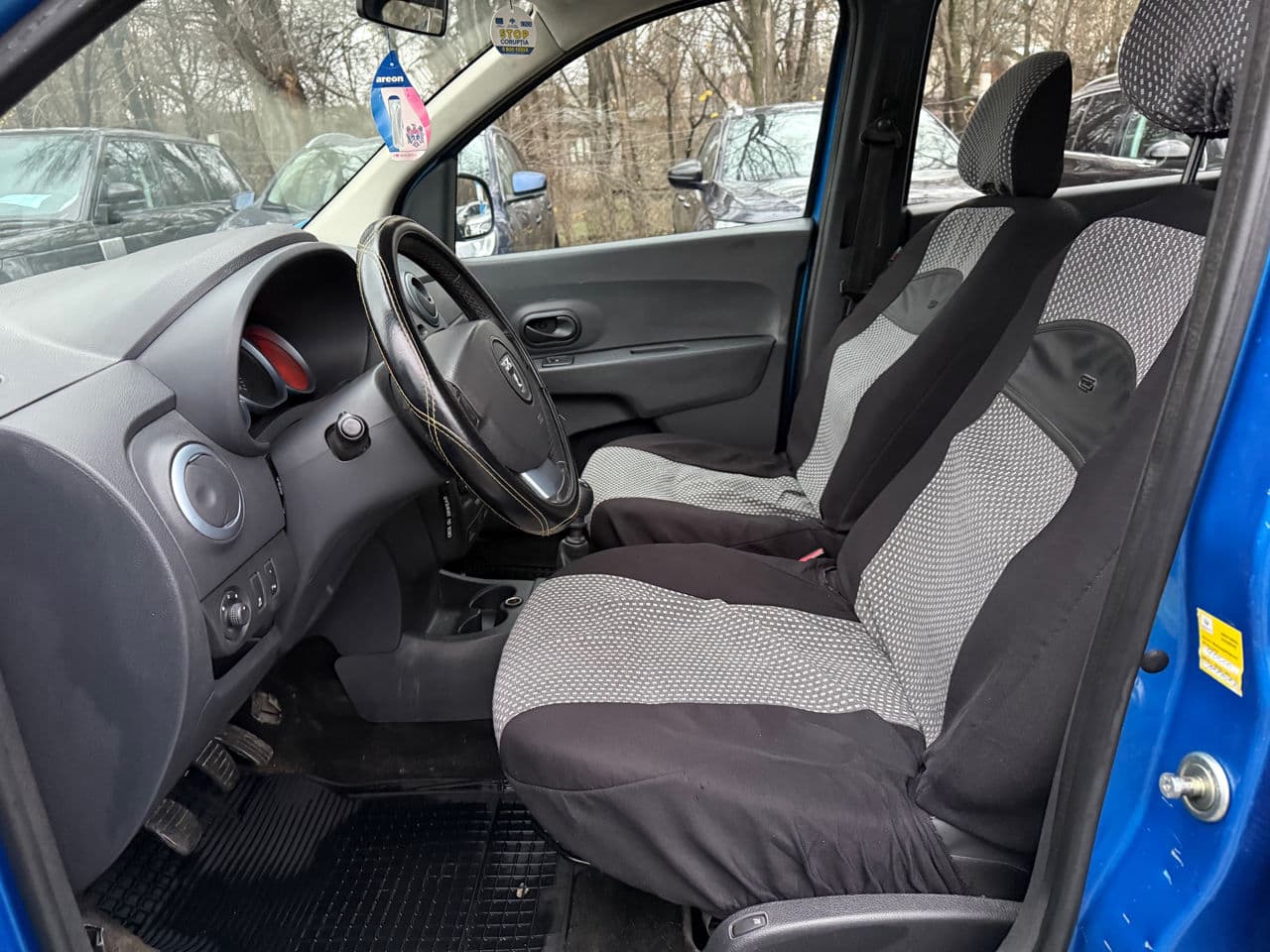 Dacia Lodgy Stepway 2015 — Миниатюра 5