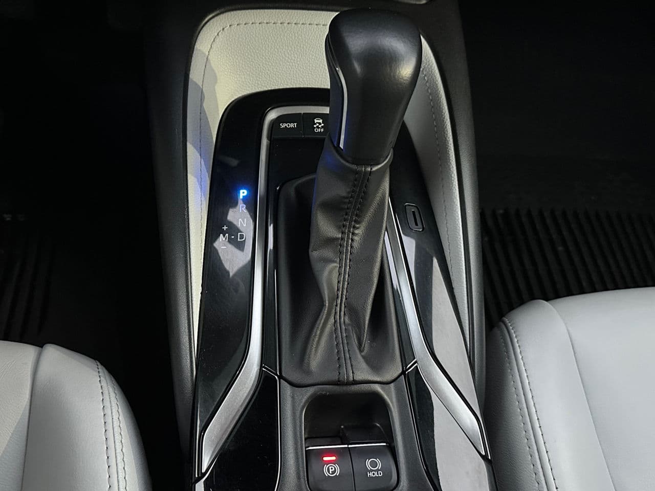 Toyota Corolla 2022 — Миниатюра 13