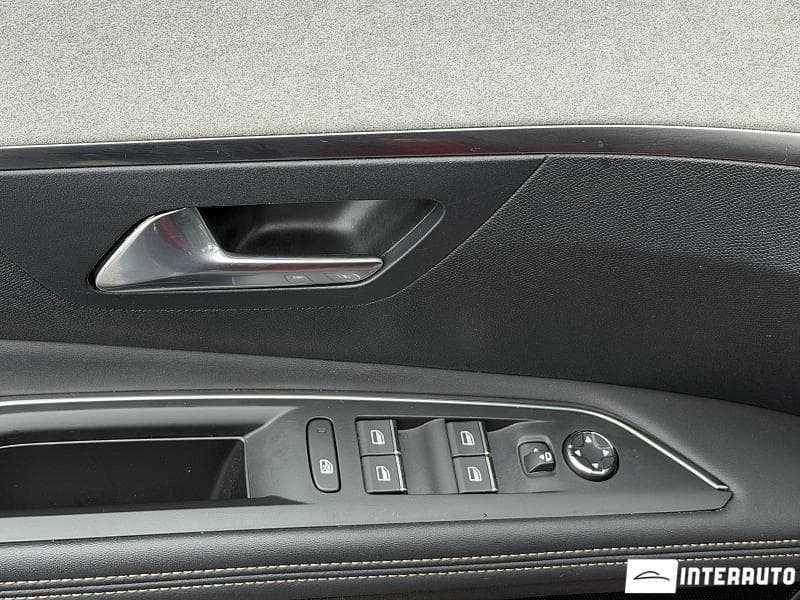 Peugeot 3008 2023 — Миниатюра 8