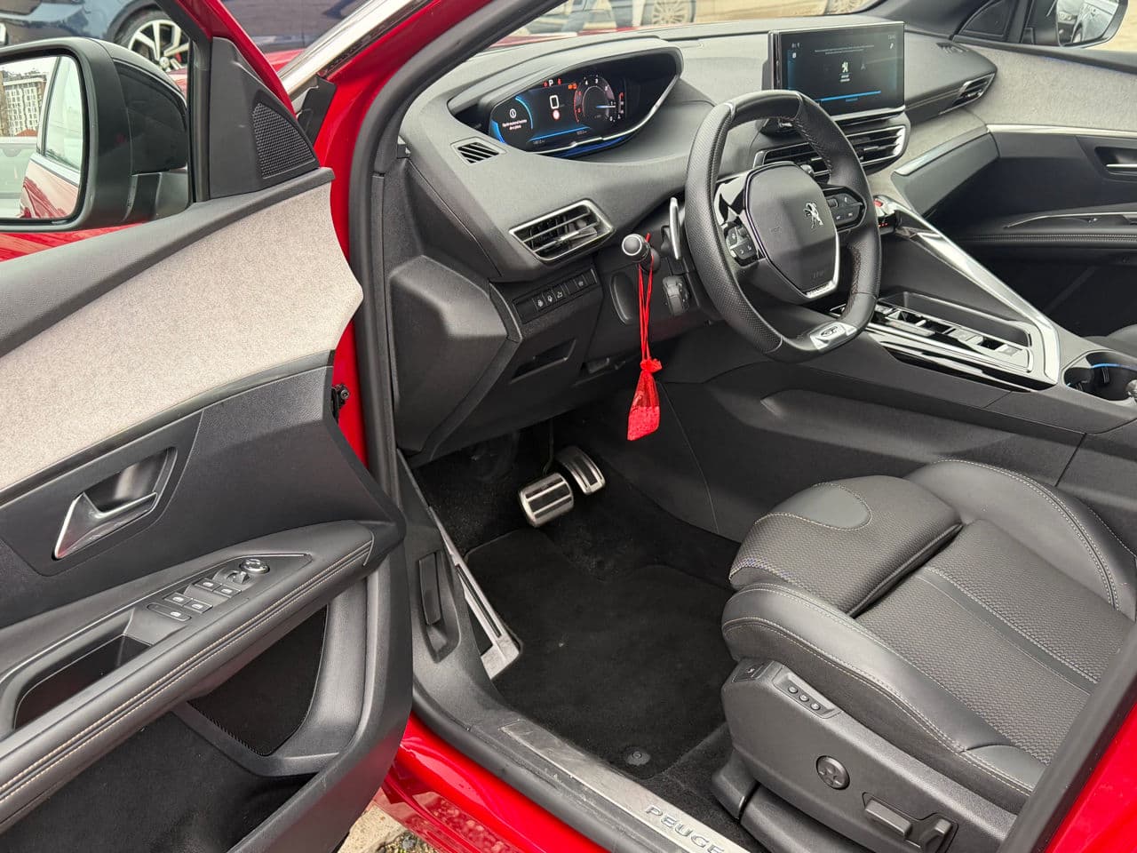 Peugeot 3008 2023 — Миниатюра 7