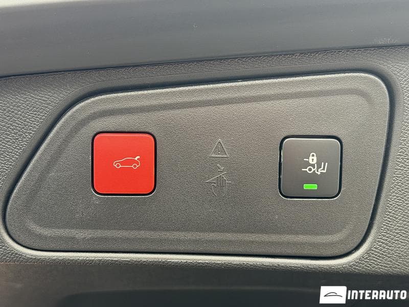 Peugeot 3008 2023 — Миниатюра 20