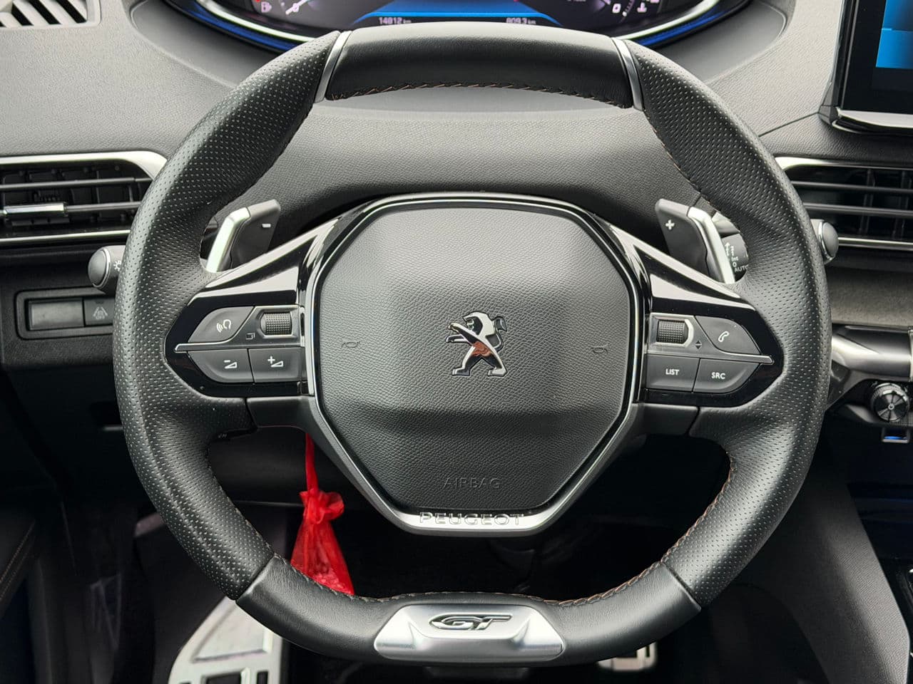 Peugeot 3008 2023 — Миниатюра 10