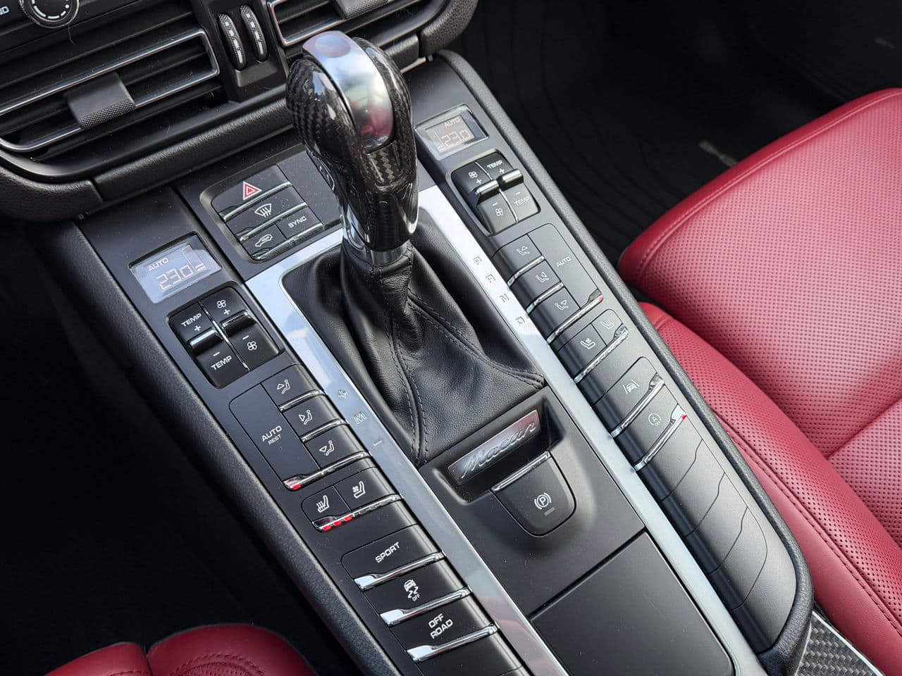Porsche Macan 2019 — Миниатюра 16