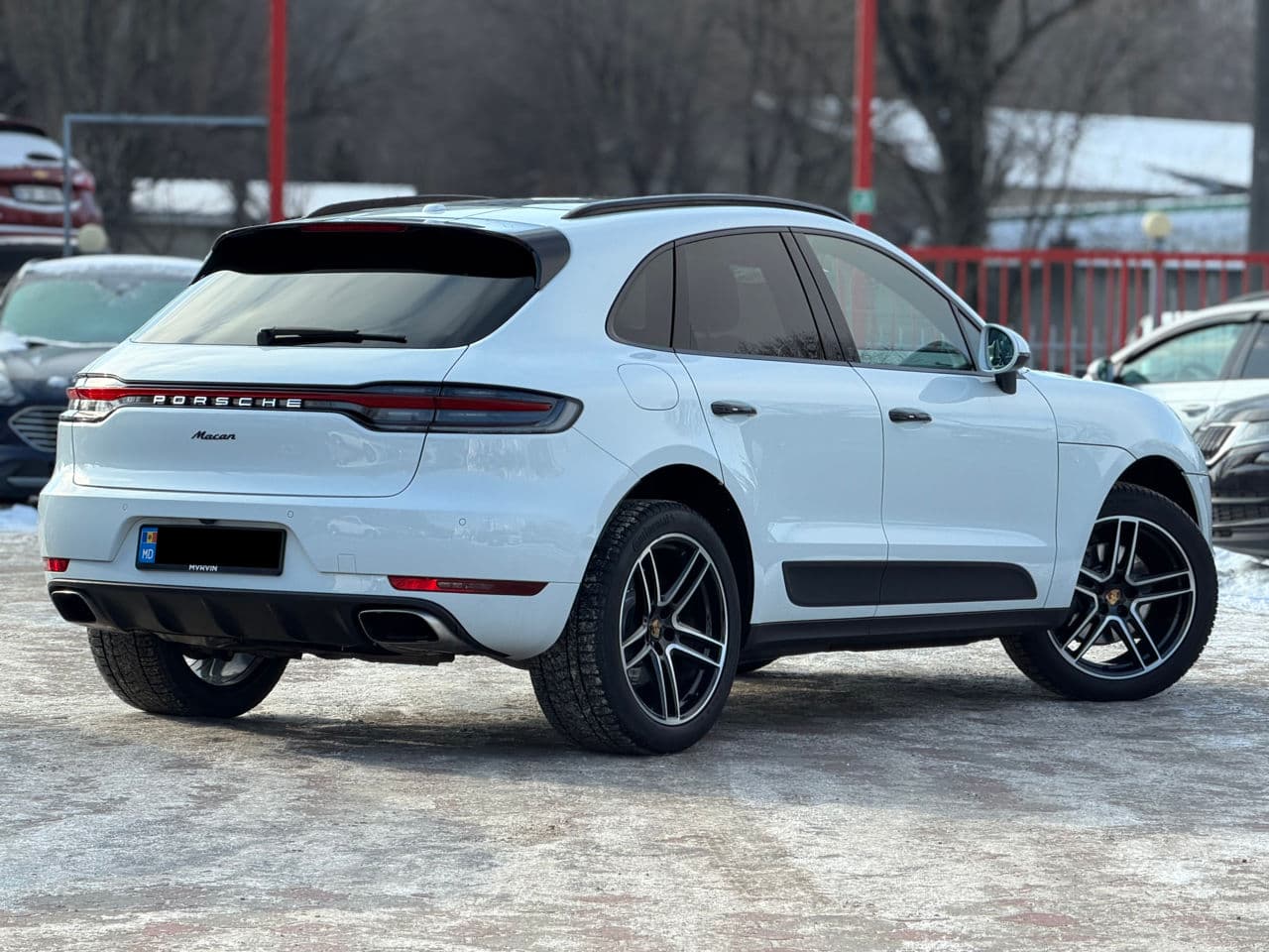 Porsche Macan 2019 — Миниатюра 3
