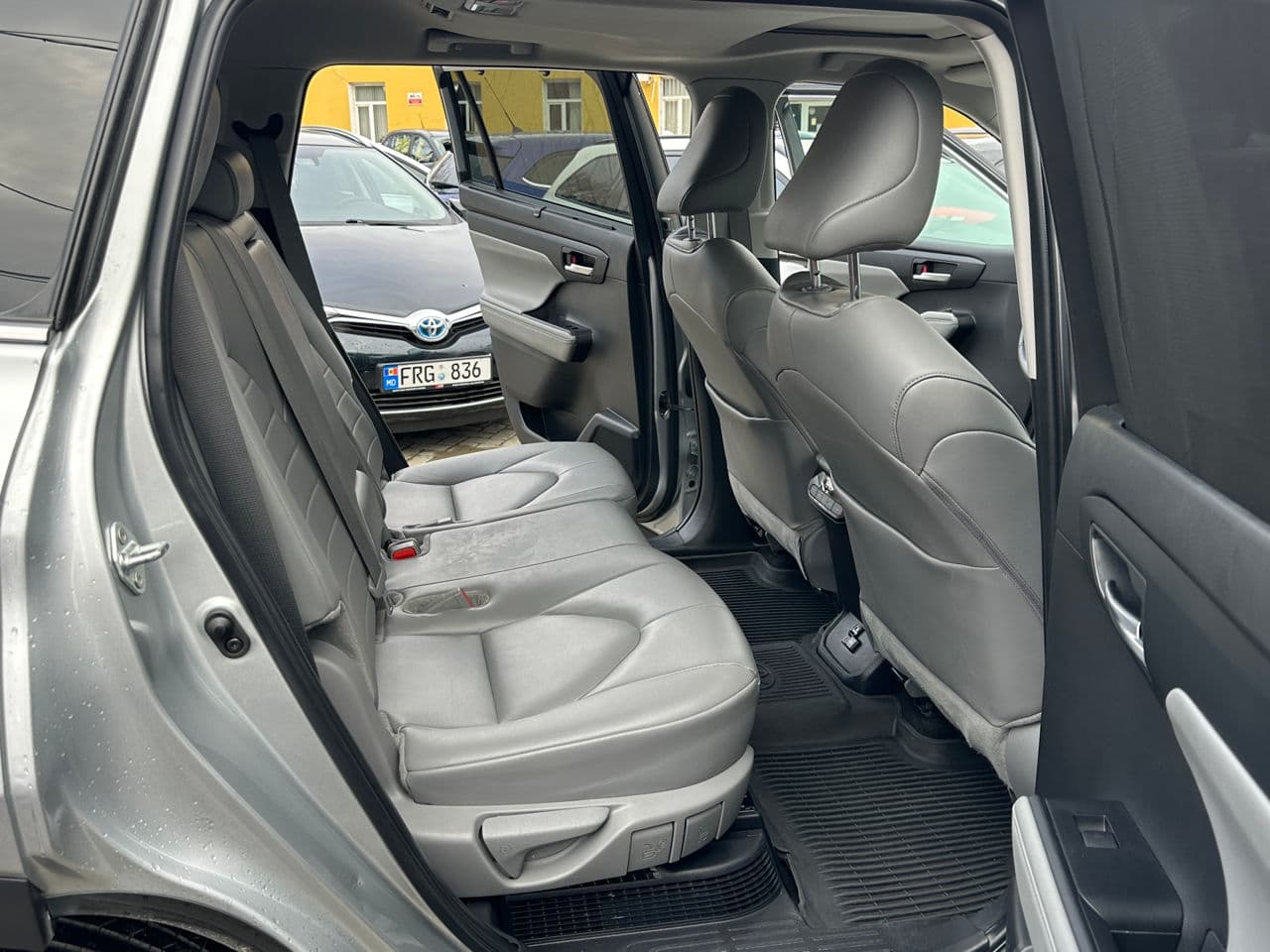 Toyota Highlander 2023 — Миниатюра 15