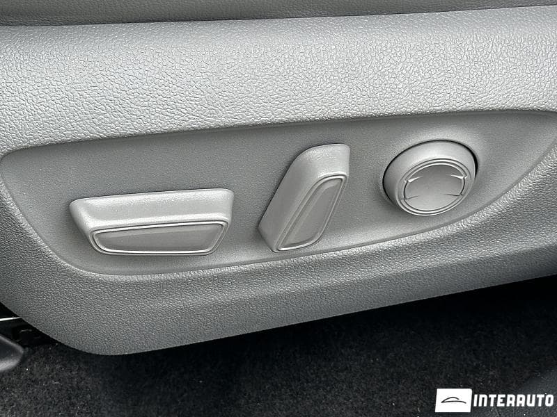 Toyota Highlander 2023 — Миниатюра 18